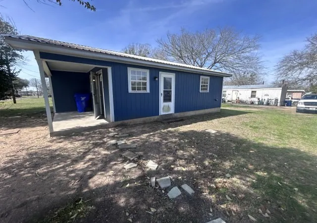 Homes for sale in Yoakum, TX | 902 Simpson St, Yoakum, TX 77995 | MLS# 21219699
