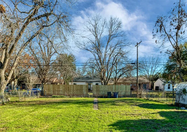 33rd image of 2842 Carlson Dr, Dallas, TX 75235 | MLS# 21207831