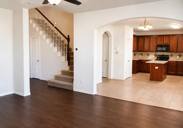 4th image of 1713 Liberty Dr, Aubrey, TX 76227 | MLS# 21217523