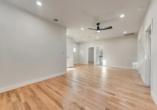 Homes for sale in Dallas, TX | 1623 Lansford Ave, Dallas, TX 75224 | MLS# 21220047