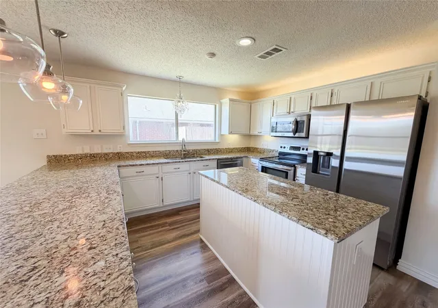 2nd image of 1711 Kennedy Dr, Wylie, TX 75098 | MLS# 21220048