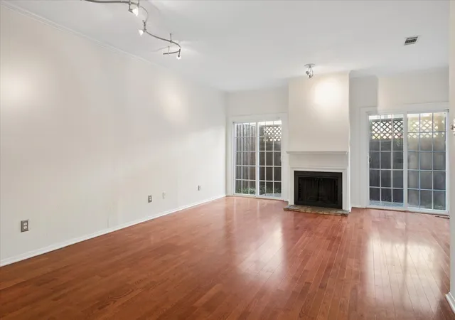Listing Photo 1 - Condo for sale in building located at 4418 Bowser, Dallas, TX 75219 - Unit #103