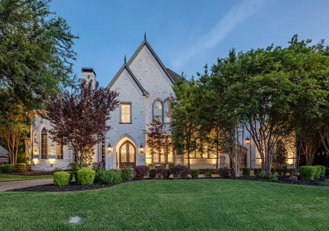 Single family home for sale at 509 King Ranch Rd, Southlake, TX 76092 | MLS# 21190279