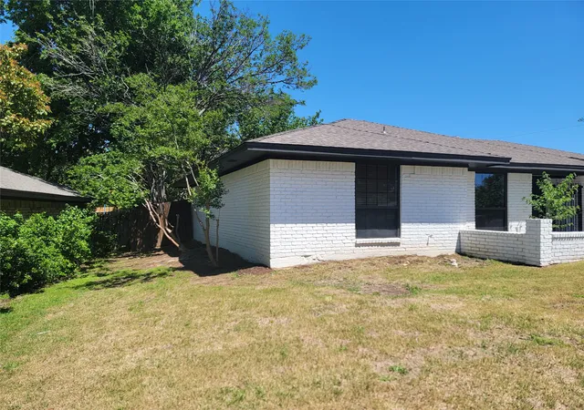 3rd image of 4750 Winesanker Wy, Fort Worth, TX 76133 | MLS# 21220131