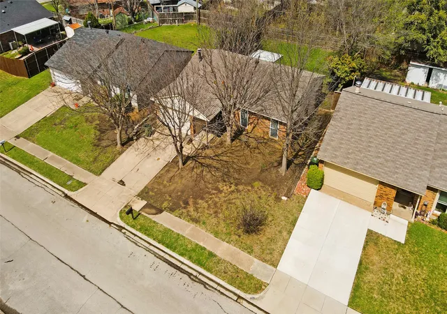 Homes for sale in North Richland Hills, TX | 7437 Sandhurst Ln S, North Richland Hills, TX 76182 | MLS# 21220242