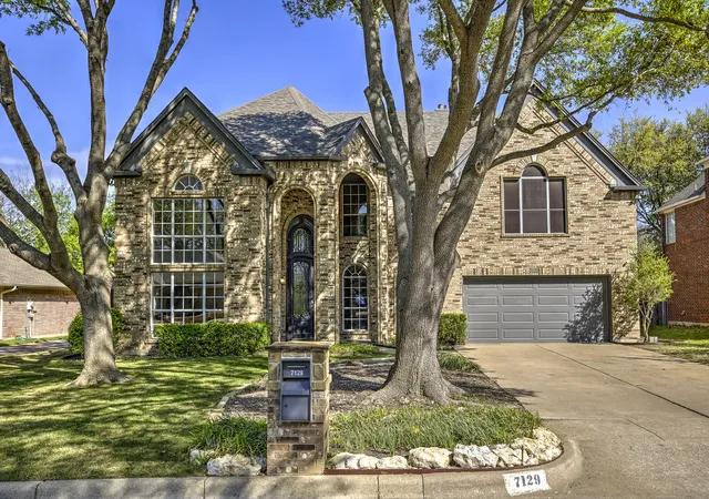 Photo 1 of Single family home for sale at 7129 Aspen Wood Trl, Fort Worth, TX 76132 | MLS# 21219032 | Listing updated on 2026-09-04