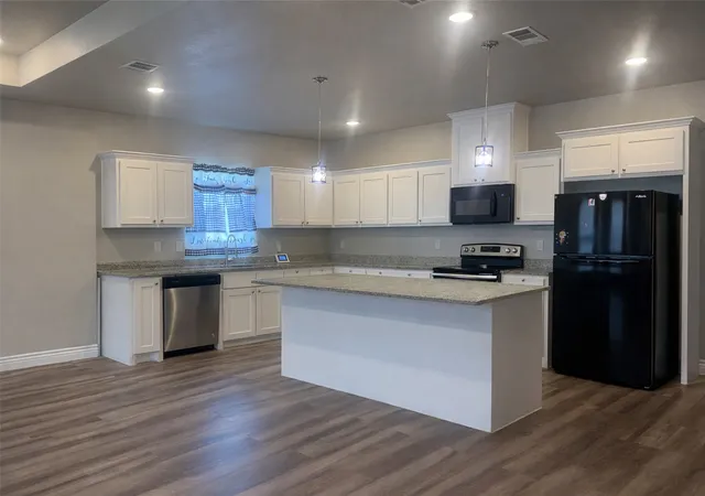 Homes for sale in Greenville, TX | 3605 College St, Greenville, TX 75401 | MLS# 21220367