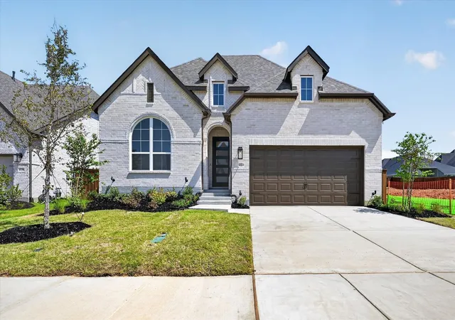 Photo 1 of Sale Pending at 4232 Palomino Rd, Aubrey, TX 76227 | MLS# 21220384 | Listing updated on 2026-10-08