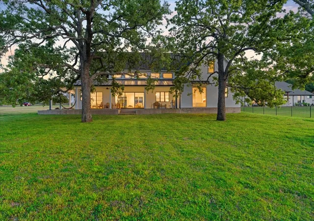 Homes for sale in Corsicana, TX | 515 El Barco, Corsicana, TX 75109 | MLS# 20822263