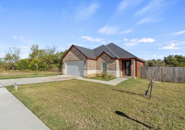 Homes for sale in East Tawakoni, TX | 121 Pelican Ct, East Tawakoni, TX 75472 | MLS# 21220552