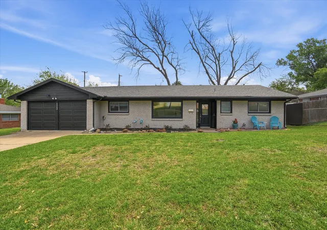 Photo 1 of Single family home for sale at 5509 Wharton Dr, Fort Worth, TX 76133 | MLS# 21215777 | Listing updated on 2026-07-26