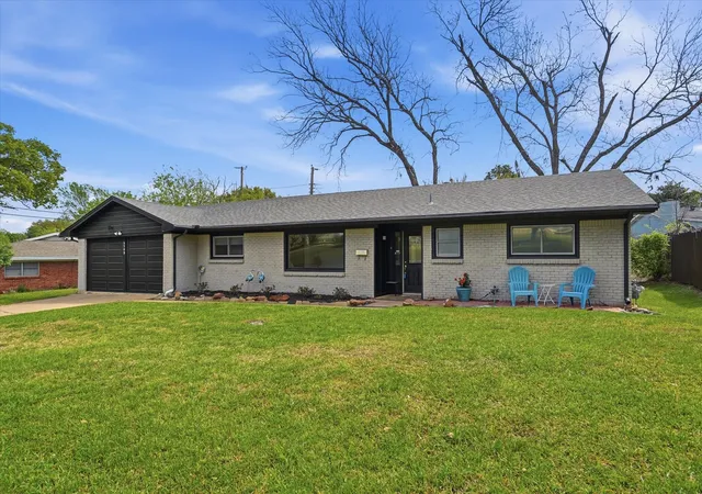 Photo 2 of Single family home for sale at 5509 Wharton Dr, Fort Worth, TX 76133 | MLS# 21215777 | Listing updated on 2026-07-26