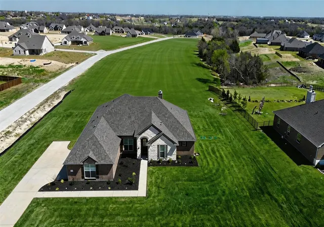 5th image of 736 Majors Rd, Van Alstyne, TX 75495 | MLS# 21211260