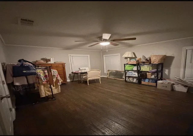 32nd image of 3809 Birchman Ave, Fort Worth, TX 76107 | MLS# 21220660