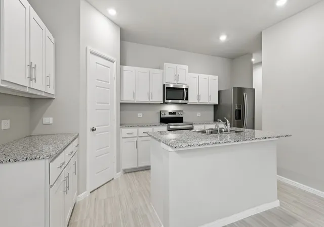 Photo 3 of Single family home for sale at 3112 Maple Orchard Ln, Fort Worth, TX 76140 | MLS# 21220087 | Listing updated on 2026-10-06