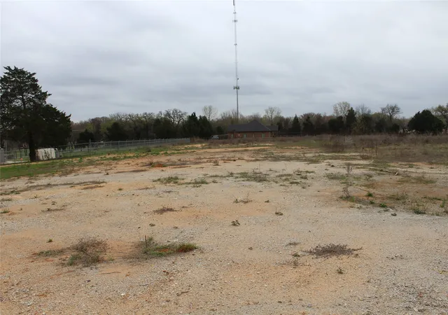 Homes for sale in Hutchins, TX | 2320 Post Oak Rd, Hutchins, TX 75141 | MLS# 21219485