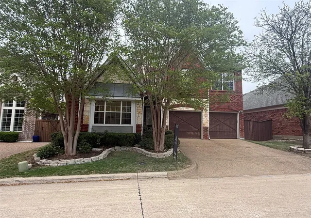 Photo 2 of Single family home for sale at 3252 Forestbrook Dr, Richardson, TX 75082 | MLS# 21220806 | Listing updated on 2026-07-17