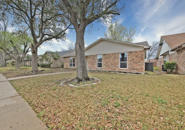 Homes for sale in Rowlett, TX | 9322 Shipman St, Rowlett, TX 75088 | MLS# 21219732
