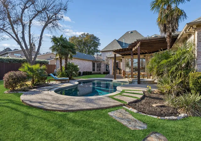 Photo 1 of Single family home for sale at 7530 Yamini Dr, Dallas, TX 75230 | MLS# 21218316 | Listing updated on 2026-08-30