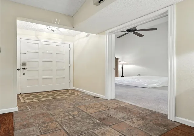 Photo 3 of Condo for sale at 14151 Montfort Dr #327, Dallas, TX 75254 | MLS# 21220619 | Listing updated on 2026-10-08