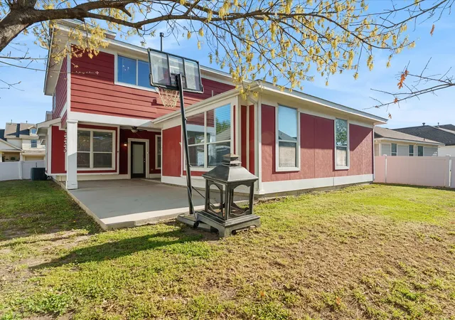 Homes for sale in Savannah, TX | 1410 Carriage Ln, Savannah, TX 76227 | MLS# 21221076