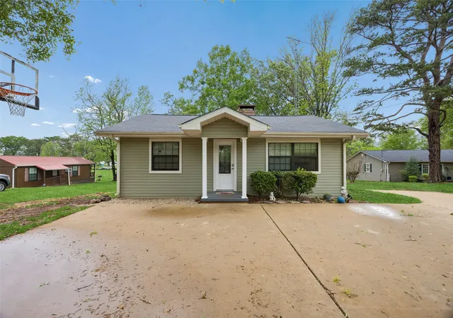 Homes for sale in Henderson, TX | 16340 County Road 4256 S, Henderson, TX 75654 | MLS# 21220519