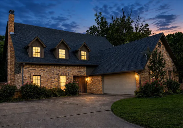 1st image of 1712 Gena Dr, Sulphur Springs, TX 75482 | MLS# 21219401