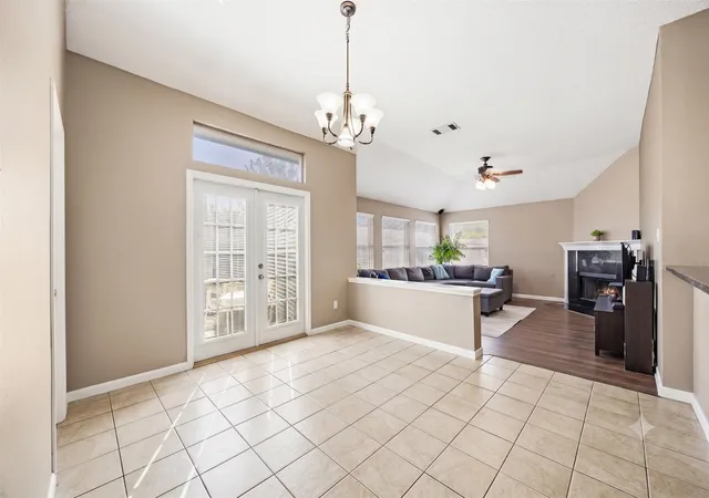 Photo 4 of Sale Pending at 3509 Almond Ln, Mc Kinney, TX 75070 | MLS# 21221130 | Listing updated on 2026-08-31