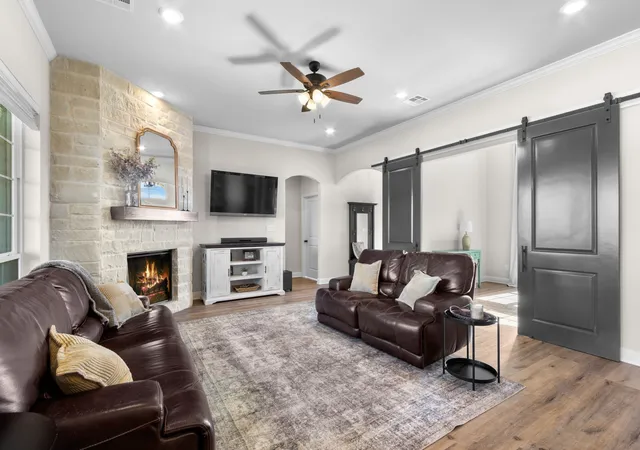 Photo 2 of Sale Pending at 399 Frederick Dr, Waco, TX 76706 | MLS# 21218633 | Listing updated on 2026-07-24