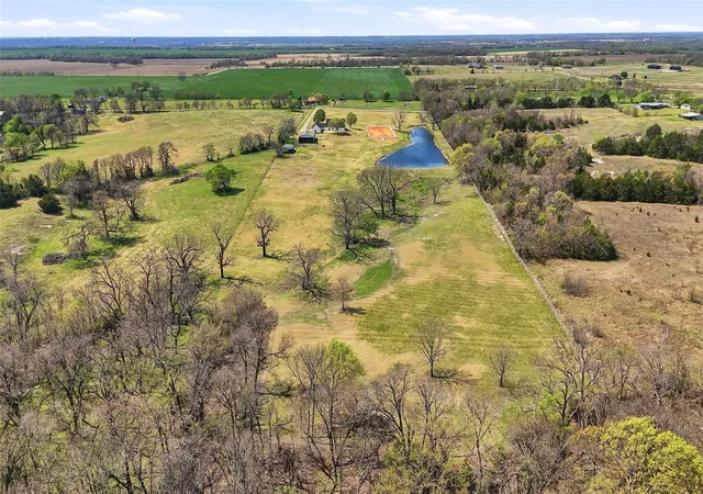 Photo 3 of Single family home for sale at 248 Roan Ln, Sherman, TX 75090 | MLS# 21208836 | Listing updated on 2026-07-20