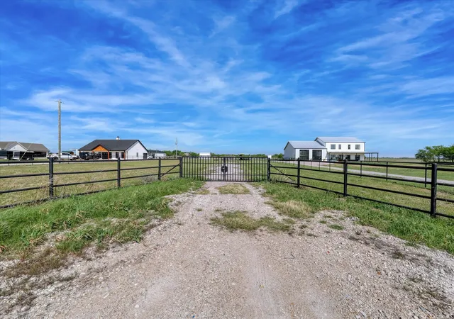 Photo 2 of Sale Pending at 2641 Bode Rd, West, TX 76691 | MLS# 21220121 | Listing updated on 2026-08-21