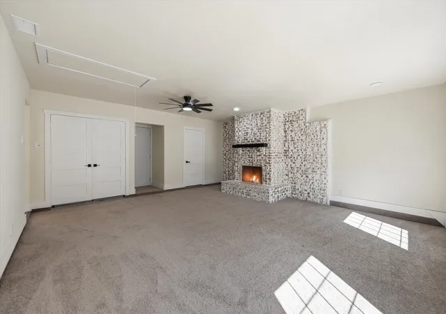 Photo 3 of Single family home for sale at 2804 Bent Tree Ln, Arlington, TX 76016 | MLS# 21221250 | Listing updated on 2026-07-28