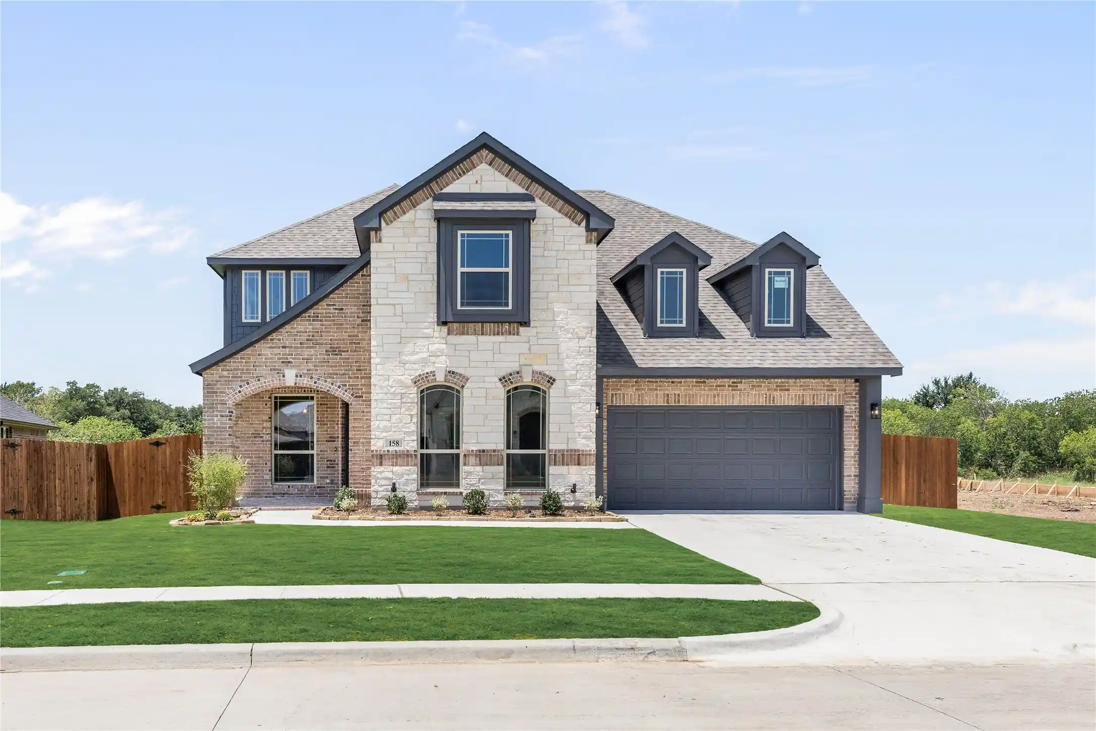 Photo 1 of Single family home for sale at 158 Creeksdie Dr, Sanger, TX 76266 | MLS# 21221151 | Listing updated on 2026-10-28