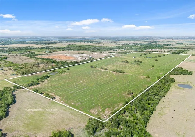 Photo 2 of Sale Pending at 276 Circle P Ln, Riesel, TX 76682 | MLS# 21221392 | Listing updated on 2026-08-05
