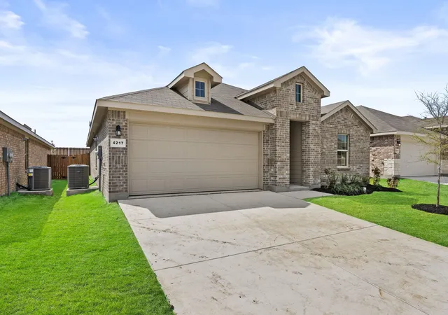 Photo 2 of Single family home for sale at 4217 Trickling Creek Ln, Crowley, TX 76036 | MLS# 21221368 | Listing updated on 2026-10-06