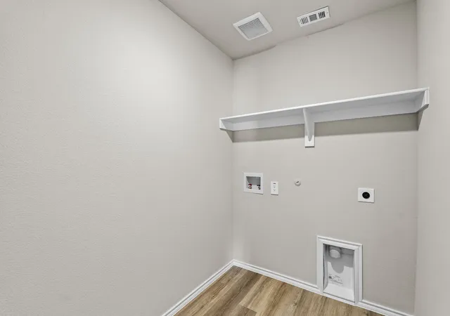 Photo 3 of Single family home for sale at 4217 Trickling Creek Ln, Crowley, TX 76036 | MLS# 21221368 | Listing updated on 2026-10-06