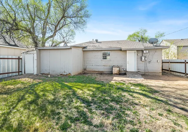 4th image of 3605 Ne 23Rd Ave, Amarillo, TX 79107 | MLS# 21218406