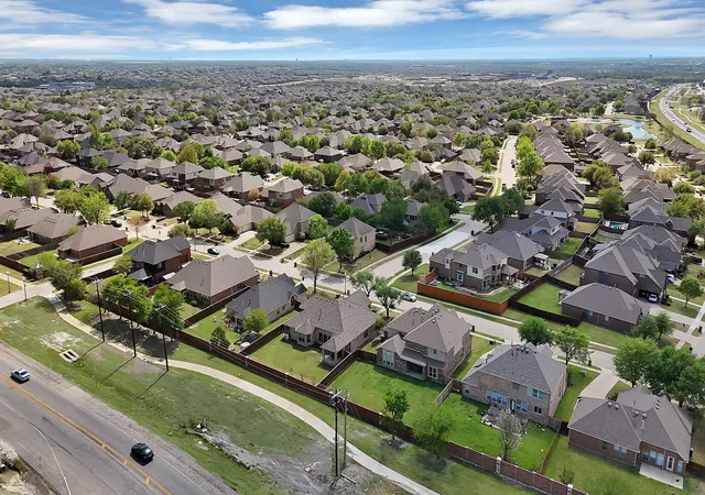 Homes for sale in Forney, TX | 917 White Porch Ave, Forney, TX 75126 | MLS# 21220819