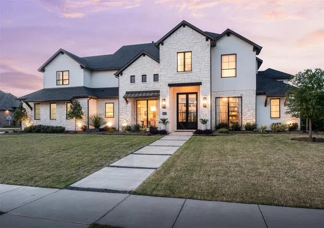 Photo 1 of Single family home for sale at 313 Knights Trail, Rockwall, TX 75032 | MLS# 21200315 | Listing updated on 2026-08-28
