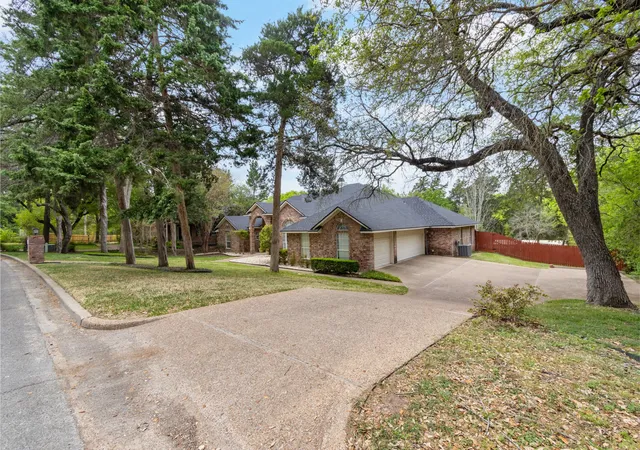 Homes for sale in Lorena, TX | 13 Timber Ridge Trl, Lorena, TX 76655 | MLS# 21221462