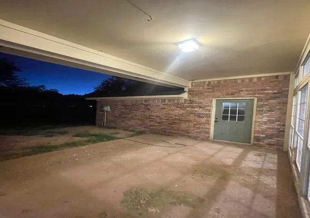 Homes for sale in Hillsboro, TX | 201 Chaparral Dr, Hillsboro, TX 76645 | MLS# 21221893