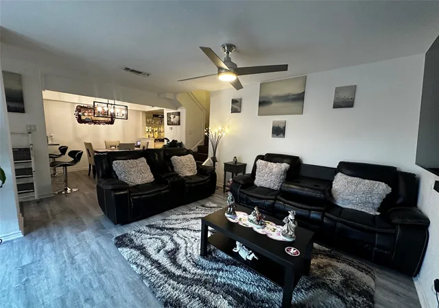 Homes for sale in Irving, TX | 4272 Madera Rd #4, Irving, TX 75038 | MLS# 21221890