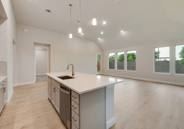 Photo 4 of Single family home for sale at 4117 Picton Ave, Aubrey, TX 76227 | MLS# 21220976 | Listing updated on 2026-09-30