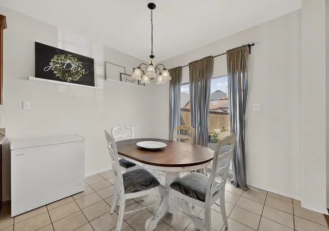 Photo 3 of Sale Pending at 1321 Illinois Ave, Lancaster, TX 75134 | MLS# 21221232 | Listing updated on 2026-08-04