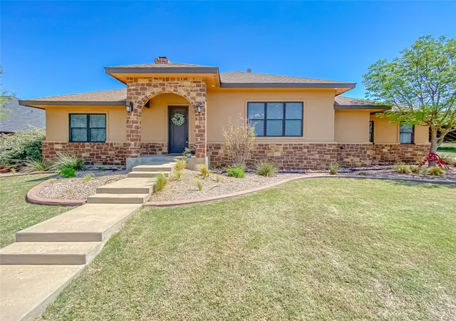 Photo 1 of Single family home for sale at 14 Remington Dr, Albany, TX 76430 | MLS# 21222102 | Listing updated on 2026-09-05