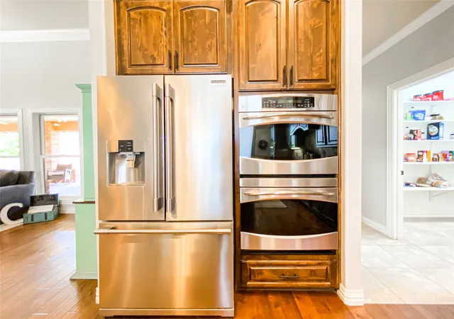 Photo 4 of Single family home for sale at 14 Remington Dr, Albany, TX 76430 | MLS# 21222102 | Listing updated on 2026-09-05