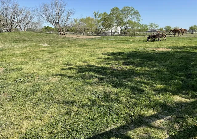 Photo 1 of Single family home for sale at 394 Emerald Glenn Ln, Pilot Point, TX 76258 | MLS# 21222150 | Listing updated on 2026-10-05