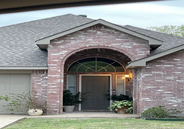 Homes for sale in Rockwall, TX | 313 Westwood Dr, Rockwall, TX 75032 | MLS# 21222168