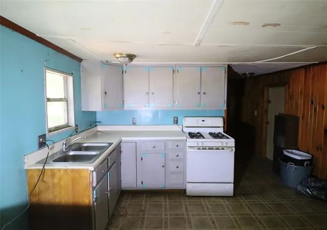Photo 3 of Manufactured home for sale at 1957 Private Road 3836, Quinlan, TX 75474 | MLS# 21222172 | Listing updated on 2026-09-23