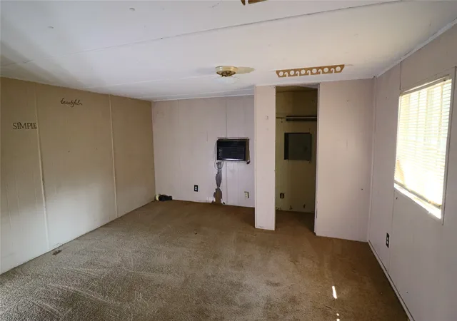 Photo 4 of Manufactured home for sale at 1957 Private Road 3836, Quinlan, TX 75474 | MLS# 21222172 | Listing updated on 2026-09-23